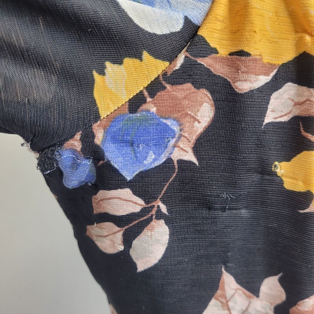UNIQUE VINTAGE dress black‎ floral Kelsie stretch wrap 1X - Picture 7 of 12